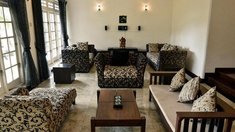 Athurugiriya Accommodations