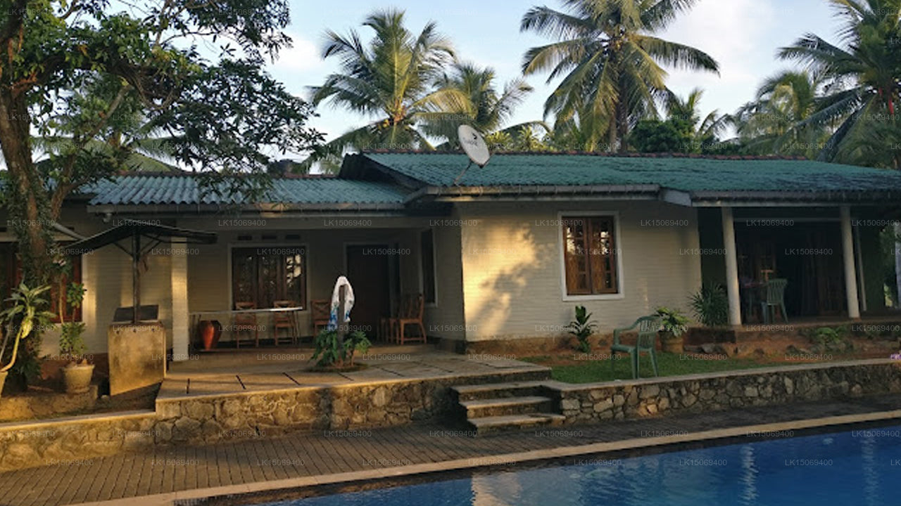 Uyanwatta Holiday Bungalow, Bandaragama