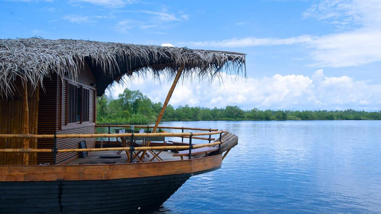 Yathra Houseboat, Bentota