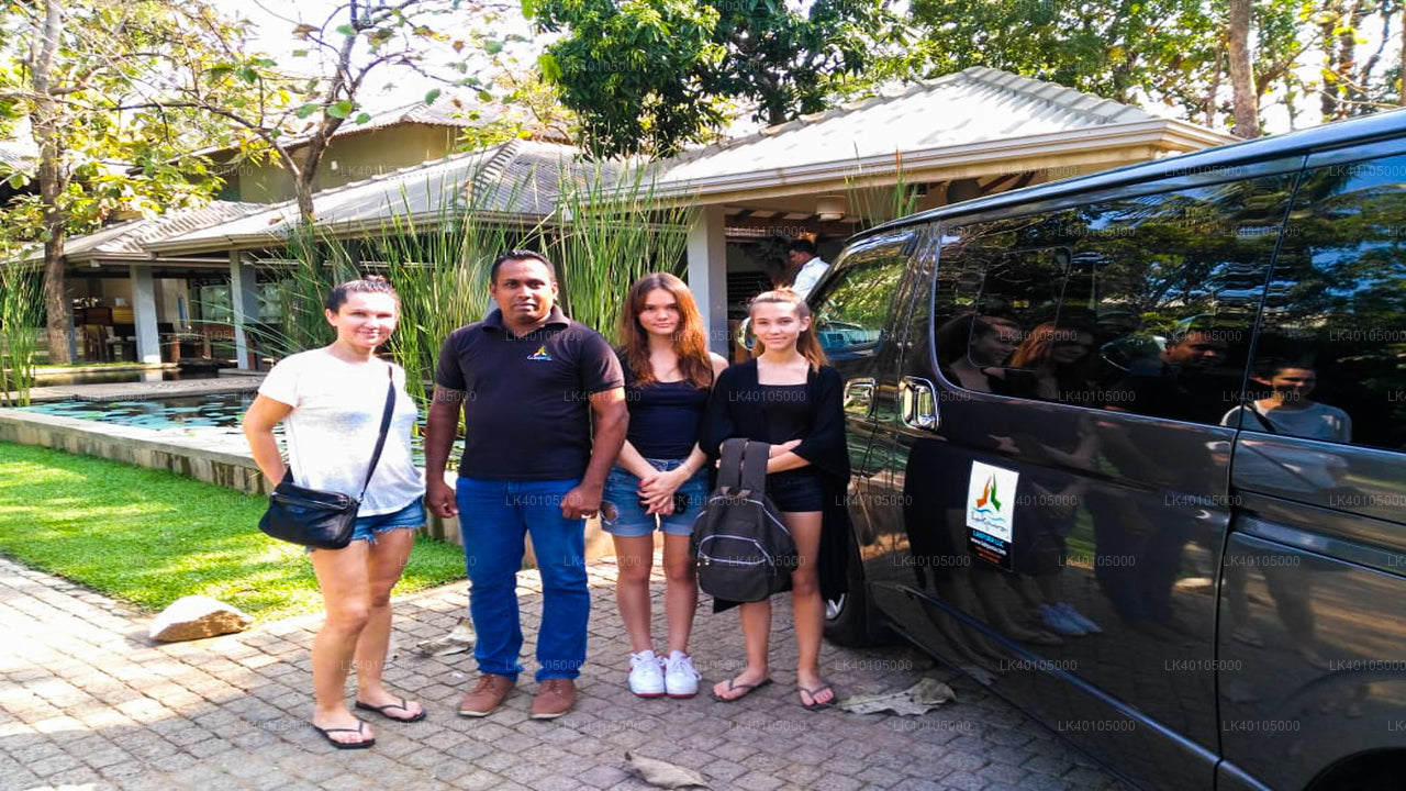 Koggala City to Colombo Airport (CMB) Private Transfer