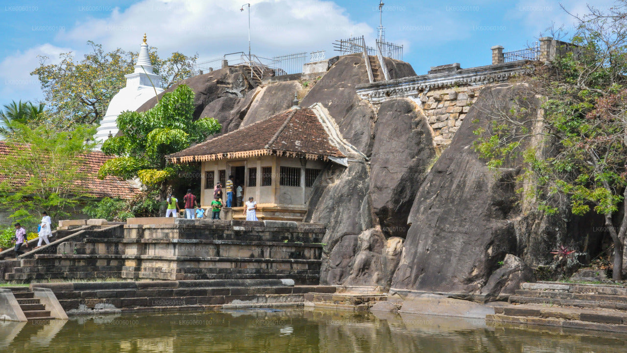 Hellig by Anuradhapura fra Dambulla