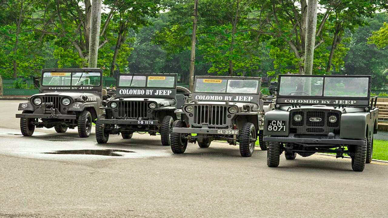 Colombo City Tour af War Jeep