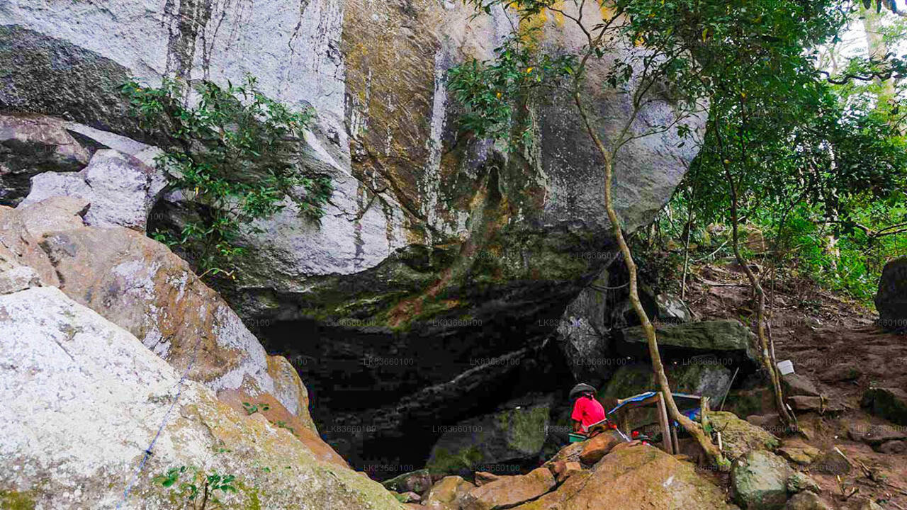Udforsk Pannila Cave fra Mount Lavinia